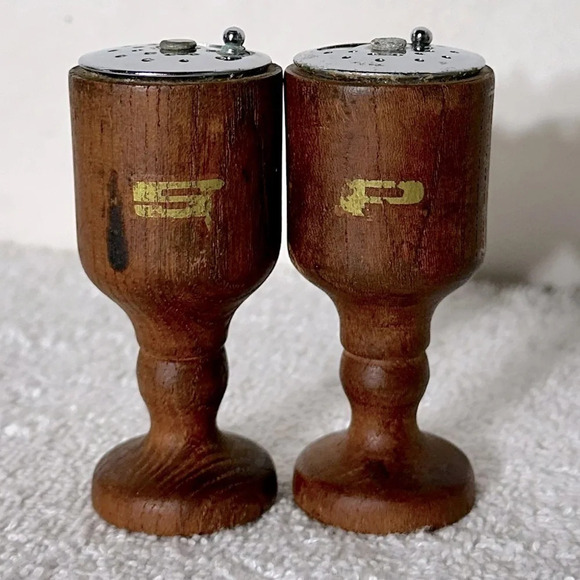 Vintage MCM Wood Salt & Pepper Shakers - Picture 1 of 9
